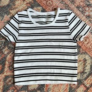 striped stretchy crop top tee